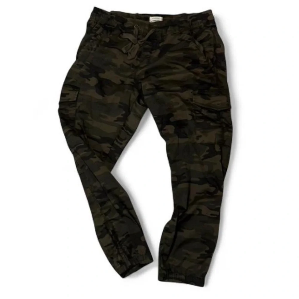 Sanctuary Green Camouflage Pants